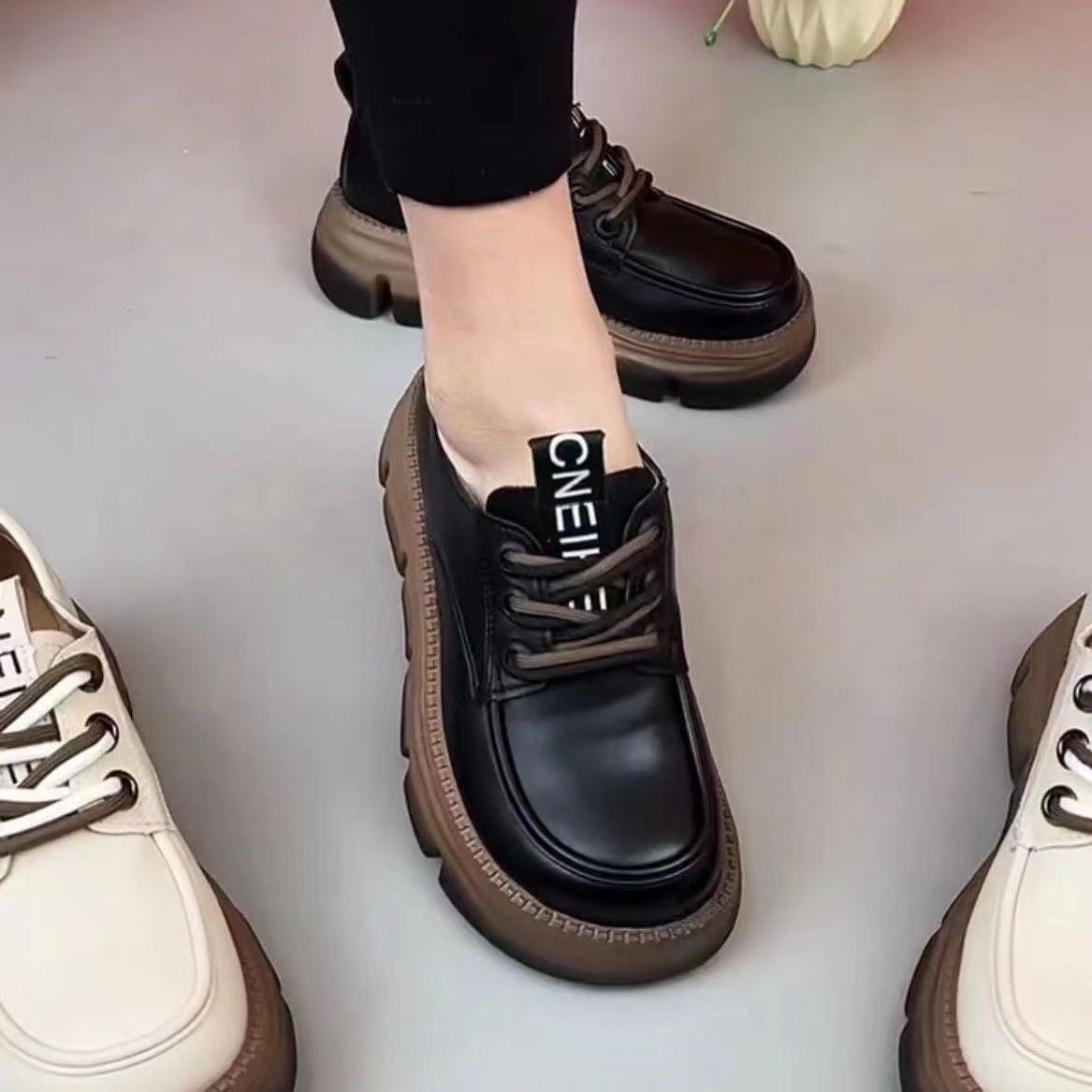🎉【35-40】Módne dámske ležérne topánky na retro platforme